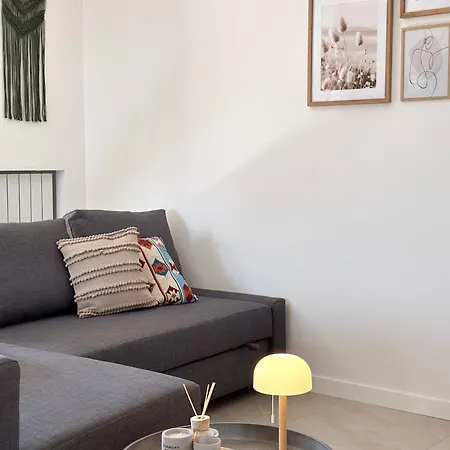 Daire Casa Bole, Rustic-chic Attic With Glimpse