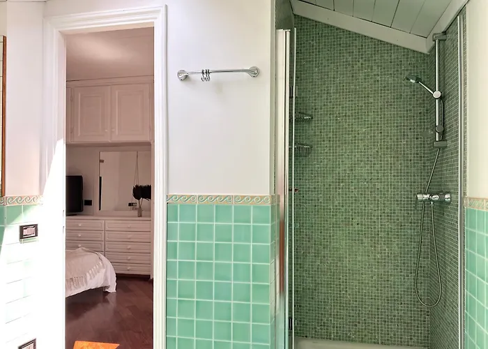 Casa Bole, Rustic-chic Attic With Glimpse *