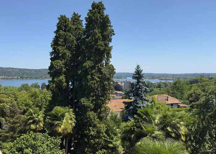 Casa Bole, Rustic-chic Attic With Glimpse Daire Dormelletto