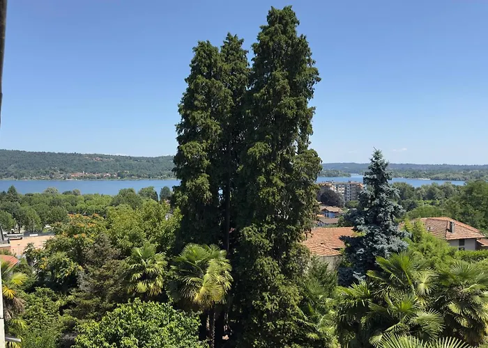 Casa Bole, Rustic-chic Attic With Glimpse Daire Dormelletto